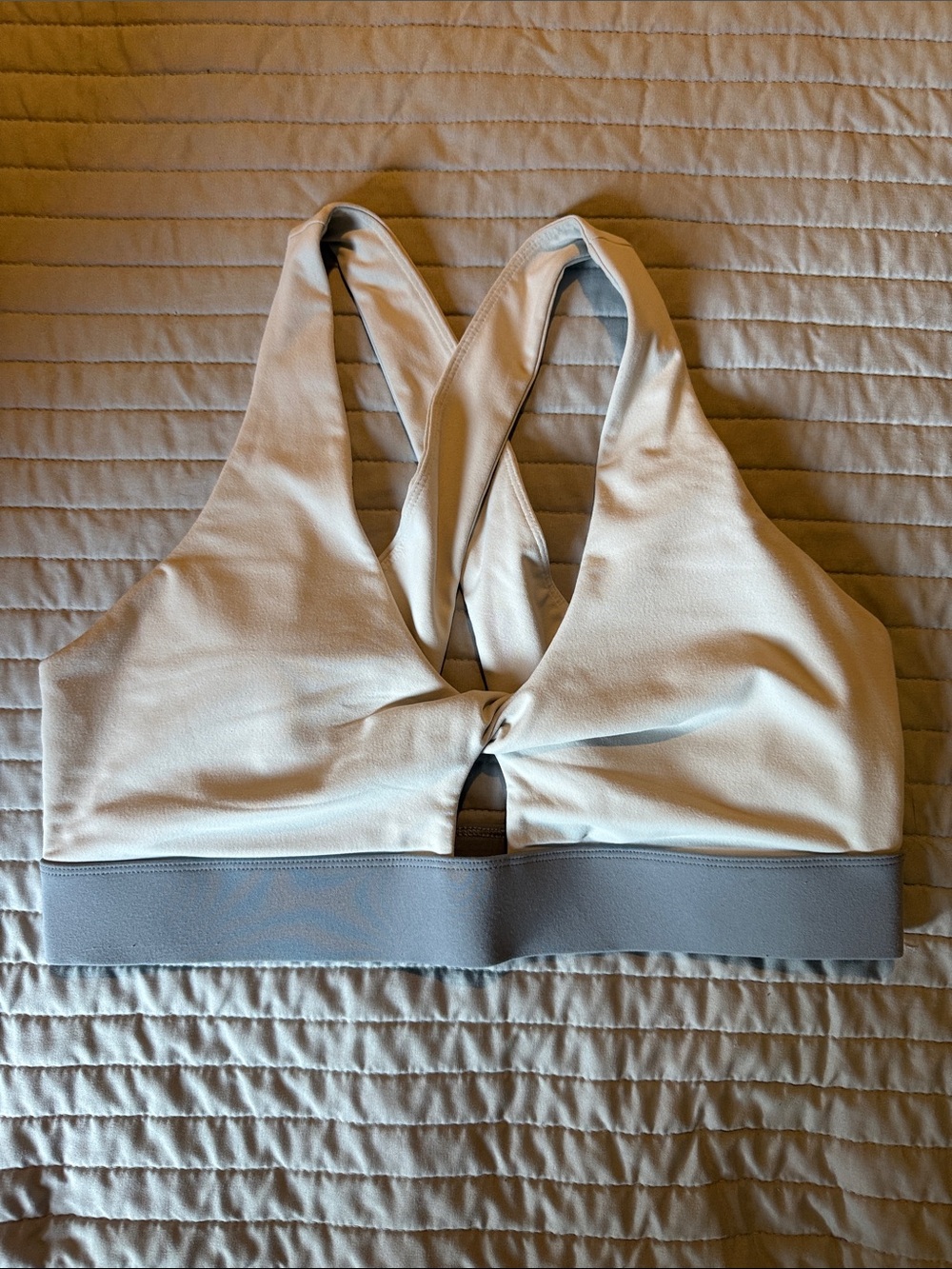 Fabletics Light Gray Twist-Front Sports Bra with Contrast Band
